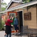 Wall's Bque - Barbecue Restaurants