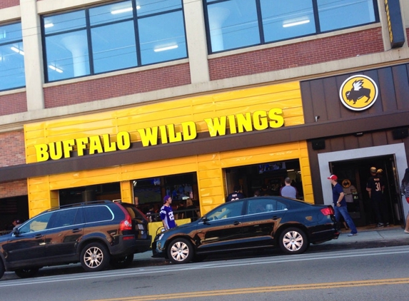 Buffalo Wild Wings - Chicago, IL