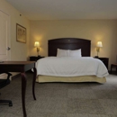 Hampton Inn by Hilton Clinton - Hotels