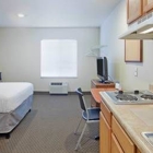 WoodSpring Suites