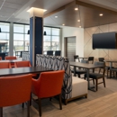 Holiday Inn Express & Suites Fresno Airport by IHG - Hotels