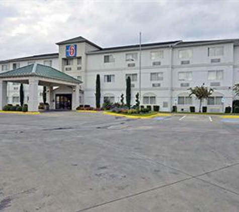 Motel 6 - Dallas, TX