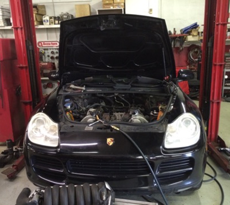 Reds & Son Foreign Car Repair - Philadelphia, PA