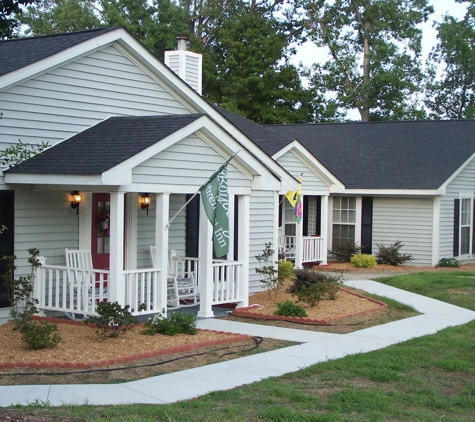 Bayberry Retirement Inn - Roanoke Rapids, NC