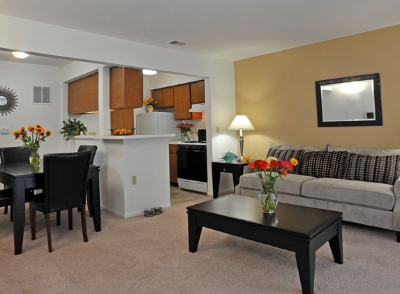 Harbours Apartments - Clinton Township, MI