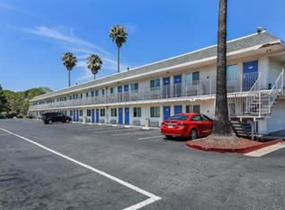 Motel 6 - Pleasanton, CA