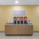 Hampton Inn Richmond - Hotels