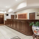 Ramada by Wyndham Elizabethtown - Hotels