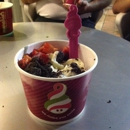 Menchie's Frozen Yogurt - Yogurt