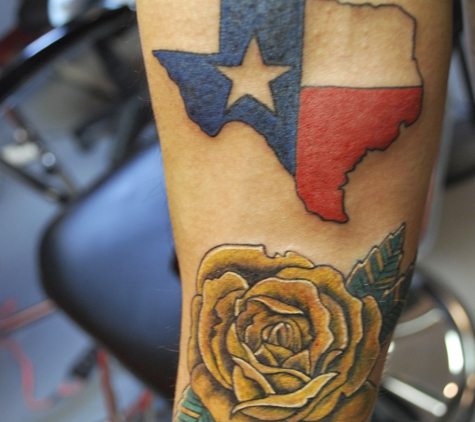 Darkside Tattoos - Dallas, TX