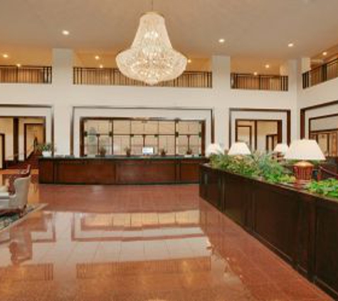 Wyndham Glenview Suites - Glenview, IL