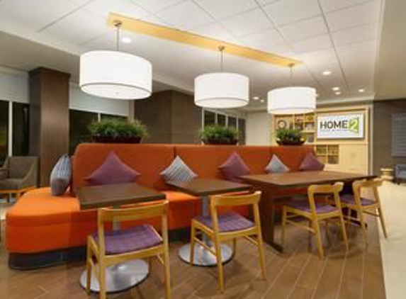 Home2 Suites by Hilton Phoenix Glendale-Westgate - Glendale, AZ