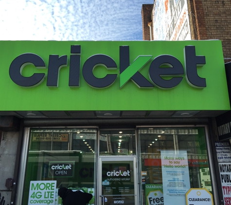 Cricket Wireless Authorized Retailer - Jamaica, NY. Bright green sign!!!