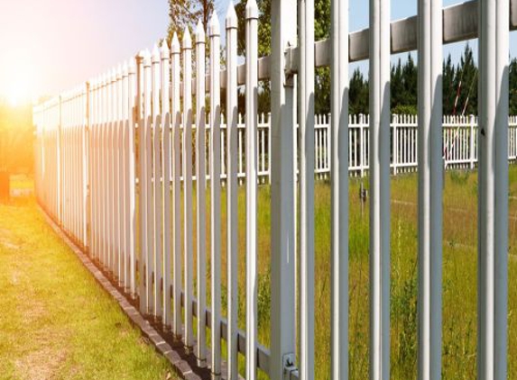 Landscape Fence Solutions - Belleville, IL