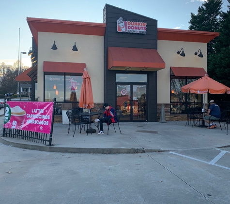 Dunkin' - Oakwood, GA