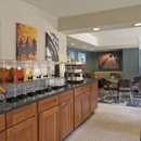 Georgetown Suites-Harbour Building - Hotels