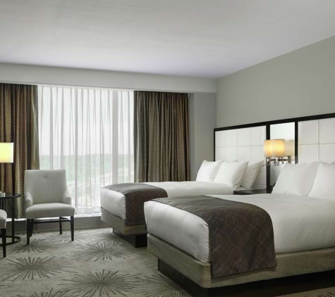 DoubleTree by Hilton Hotel Cedar Rapids Convention Complex - Cedar Rapids, IA