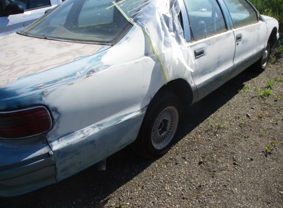 Maaco Collision Repair & Auto Painting - Burton, MI