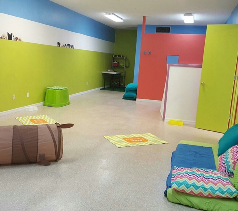 Rompers Little Dog Daycare - Clearwater, FL