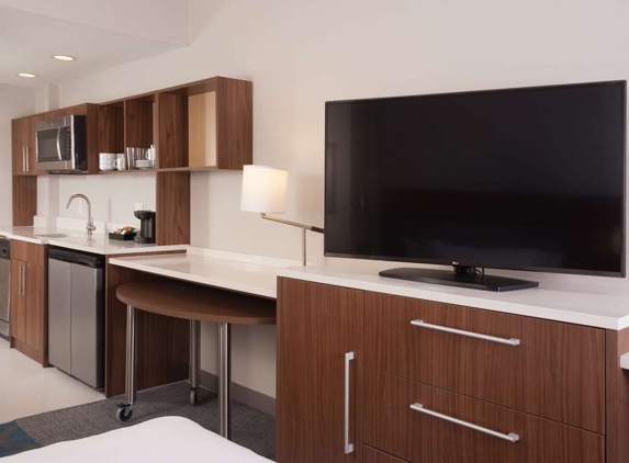 Home2 Suites by Hilton Atlanta Perimeter Center - Atlanta, GA