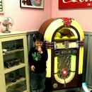 Holly Hop Ice Cream Shoppe - Ice Cream & Frozen Desserts