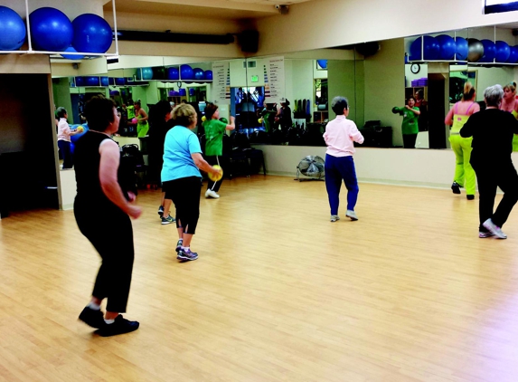 Club Paradise Fitness - Fallbrook, CA