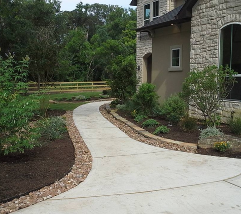 Helms Landscape And Artificial Turf - Highlands, TX