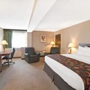Ramada by Wyndham Bismarck - Hotels