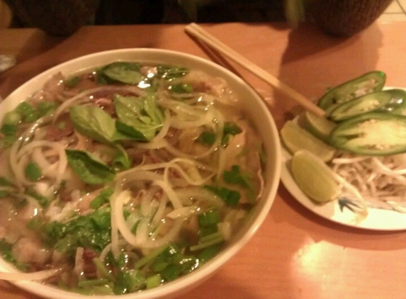 Pho Island Restaurant - Ontario, CA