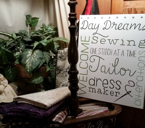 Day Dreams Custom Sewing & Handmade Gifts - Kearney, NE