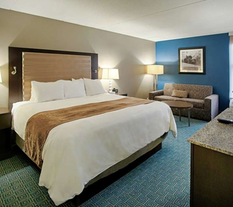 DoubleTree by Hilton Roseville Minneapolis - Roseville, MN