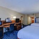 Fairfield Inn & Suites - Hotels