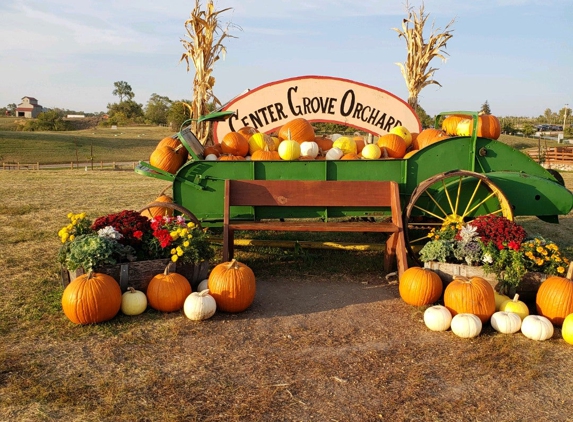 Center Grove Orchard - Cambridge, IA