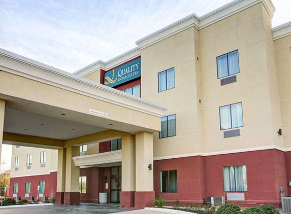 Quality Inn & Suites - Bryan, TX