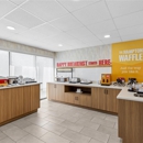 Hampton Inn by Hilton Youngstown-West I-80 - Hotels