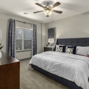 Summit Square - Apartments