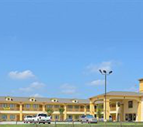 Americas Best Value Inn & Suites Tomball - Tomball, TX