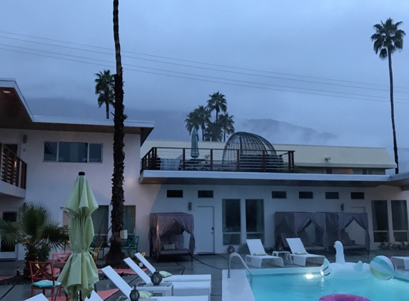 The Wesley by AvantStay - Palm Springs, CA