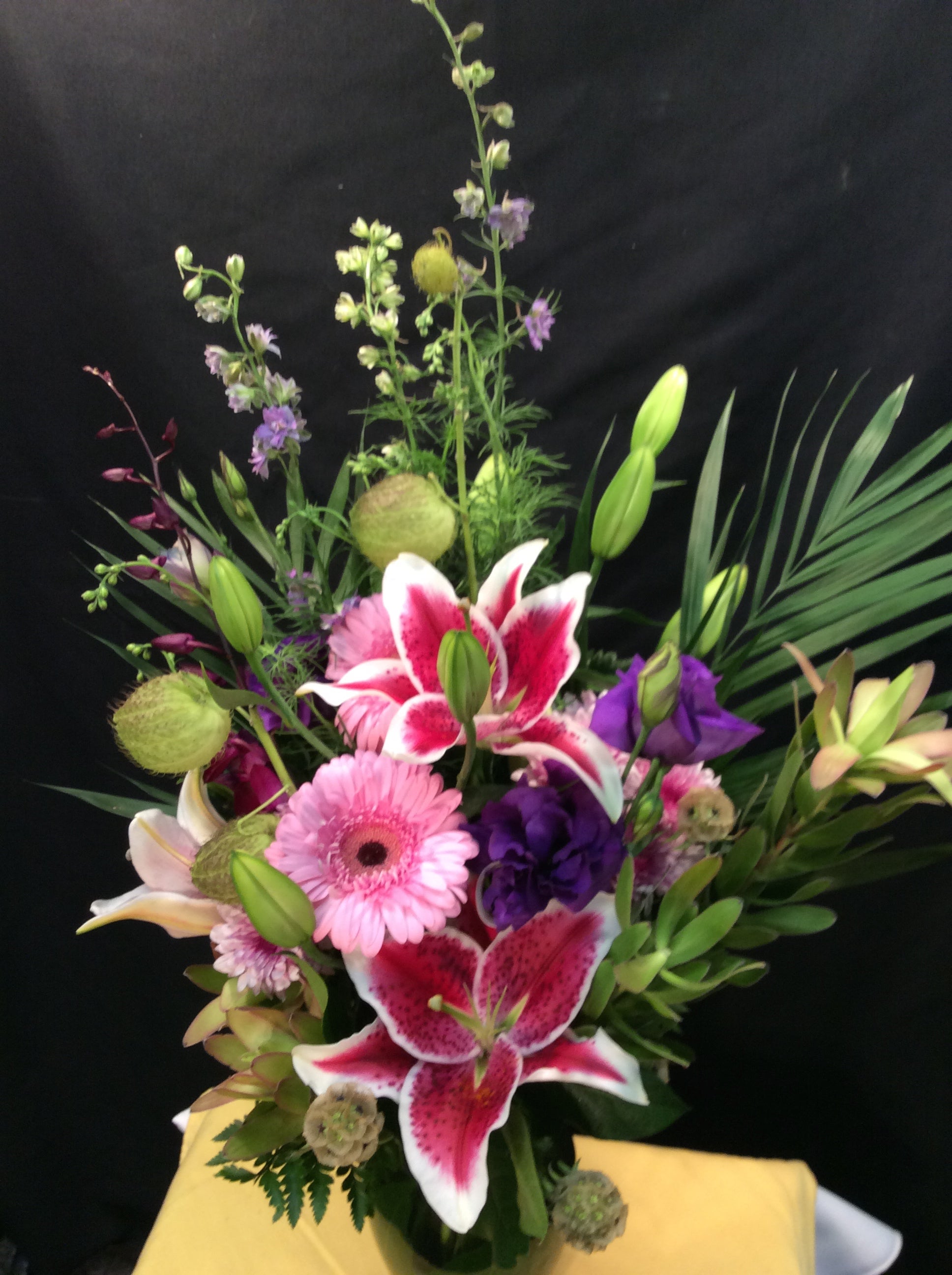 WE Flowers Wedding Event Flowers Studio - Ukiah, CA 95482