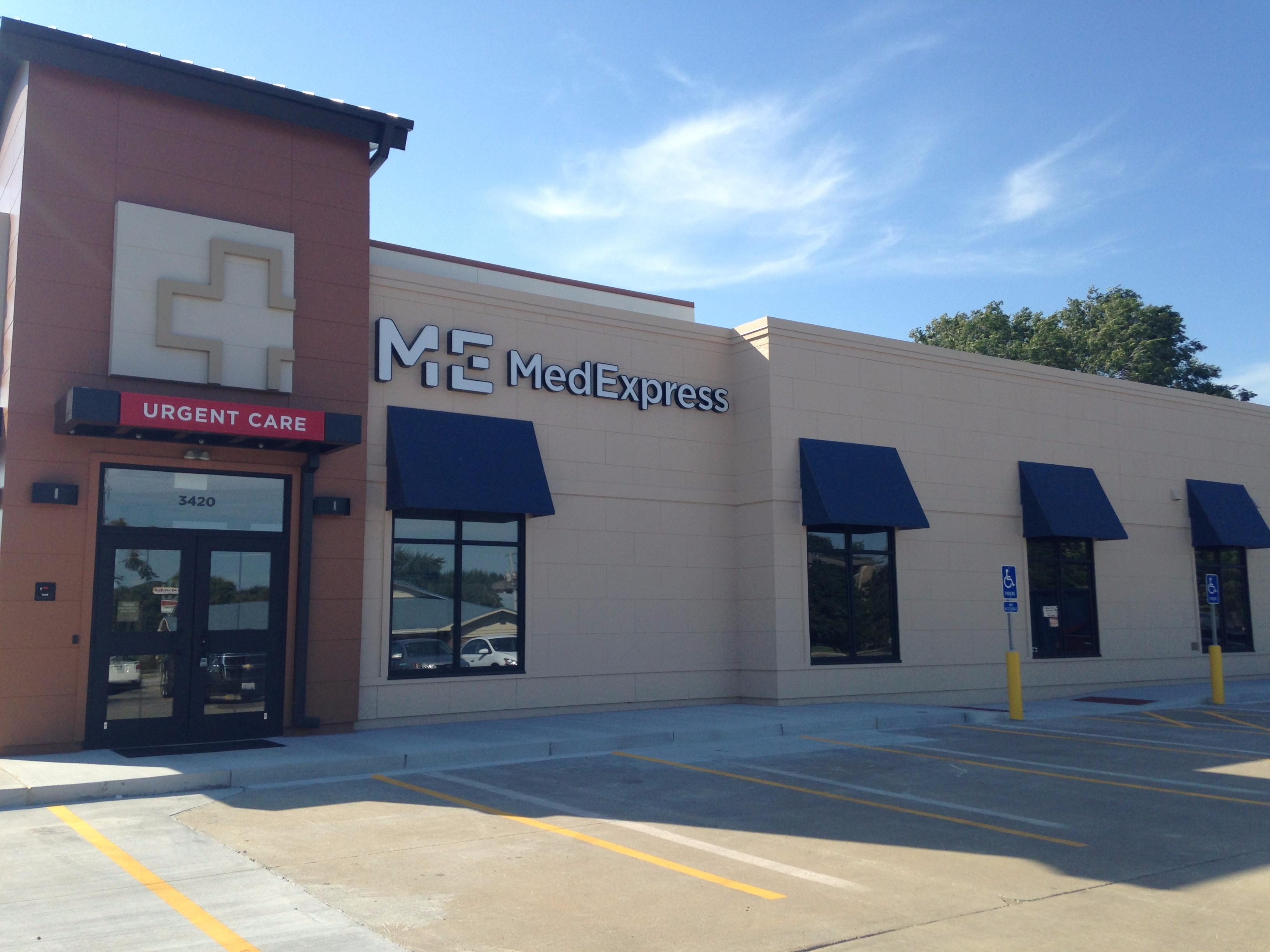 MedExpress Urgent Care 3420 W 6th St, Lawrence, KS 66049