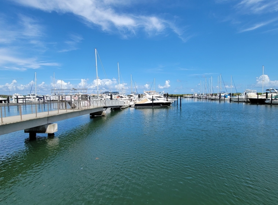 Crabby's Dockside - Fort Pierce, FL. Crabby's in Fort Pierce for Bill Lewis.