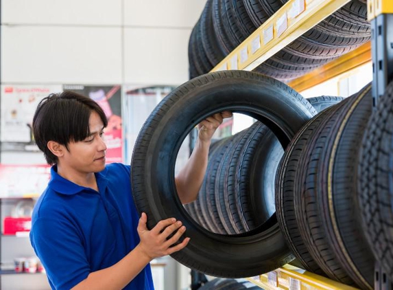 J E Womble & Sons Tire - Lillington, NC