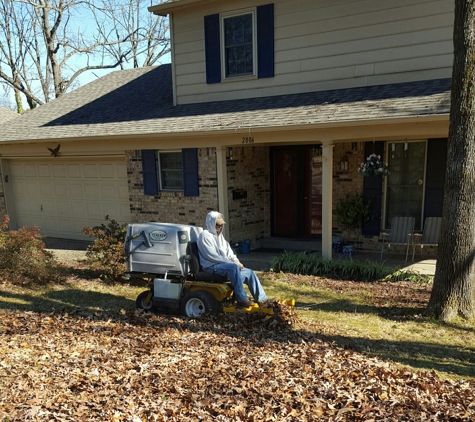 Nicholson Lawn Service - Sherwood, AR. Fall is time for leaf cleanup!