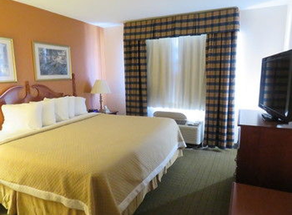 Days Inn - Hillsdale, MI