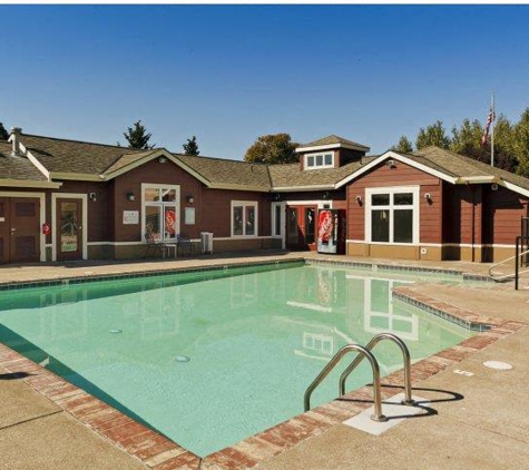 Summer Creek Apartments - Tigard, OR