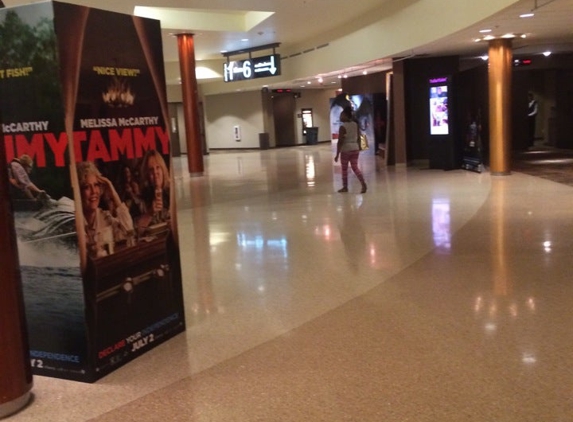 AMC Theaters - Kansas City, KS