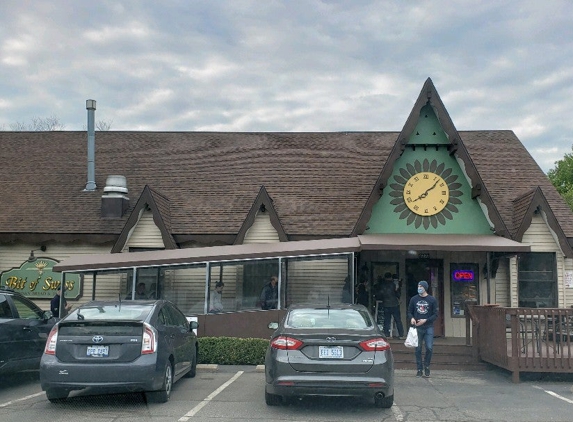 Bit of Swiss Pastry Shoppe - Stevensville, MI