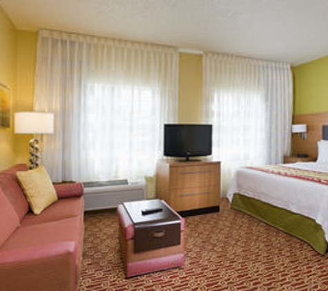 TownePlace Suites by Marriott Houston Brookhollow - Houston, TX