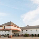 Super 8 by Wyndham Salina - Hotels