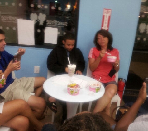 sweetFrog - Stafford, VA